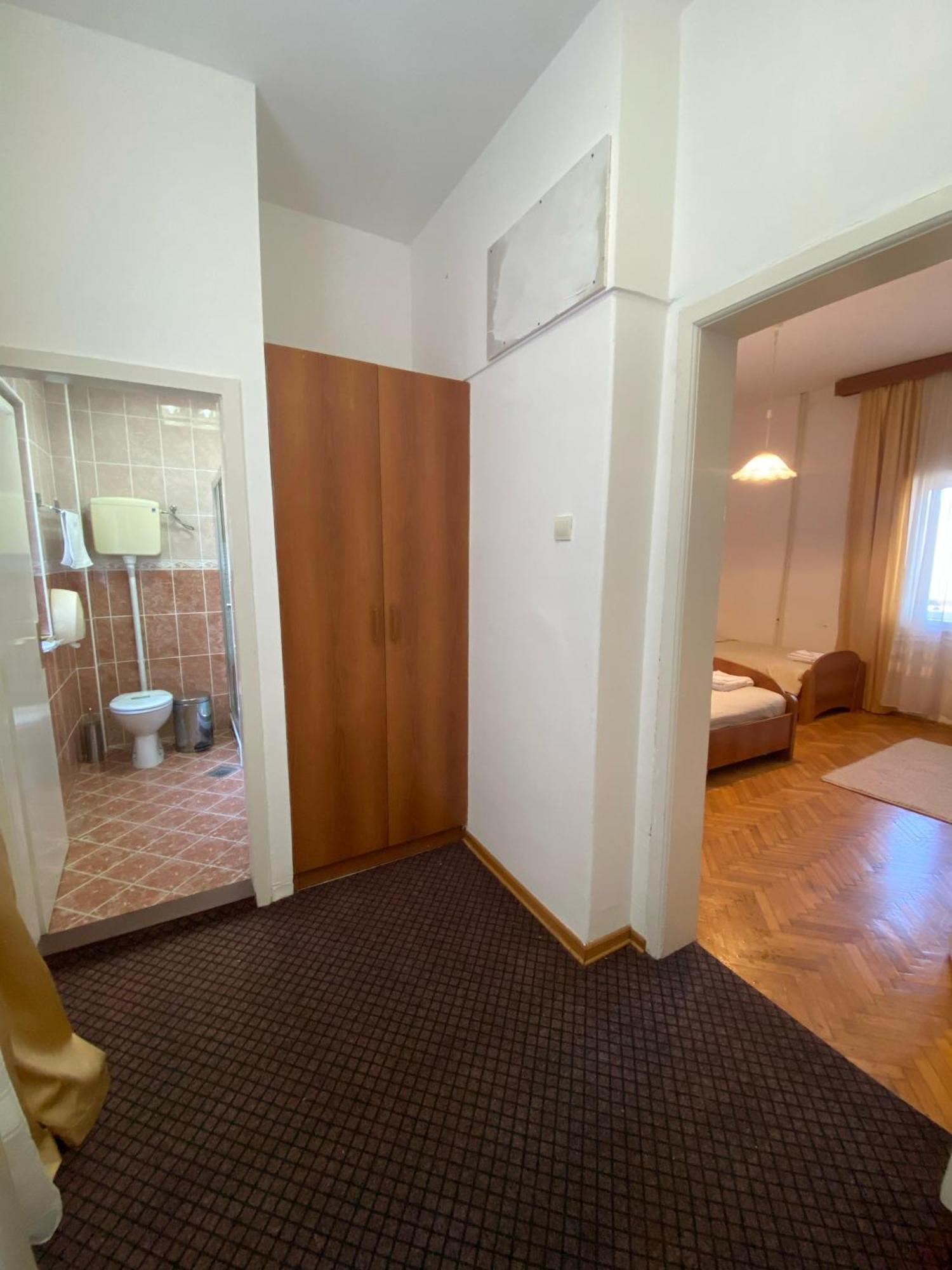 Hotel Vlasina - Vlasinsko Jezero ヴラシナ・リド 部屋 写真