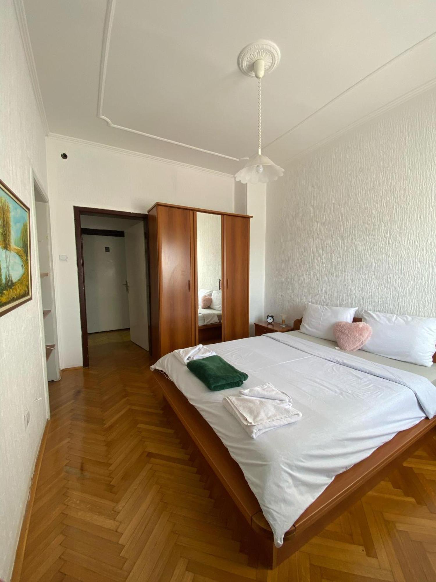 Hotel Vlasina - Vlasinsko Jezero ヴラシナ・リド エクステリア 写真